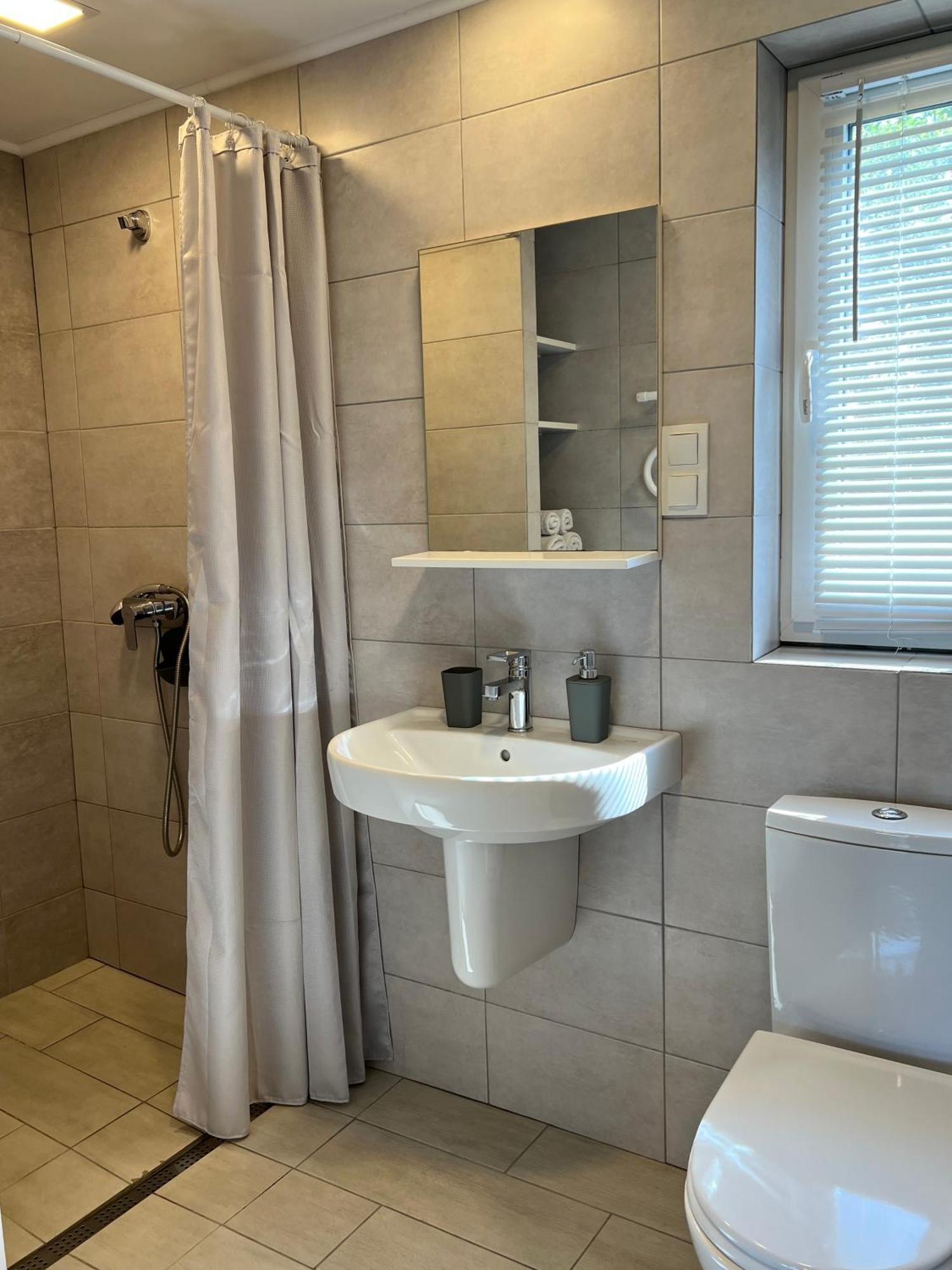 Villa Сottage "Family Estate" à Kamianets-Podilsky Extérieur photo